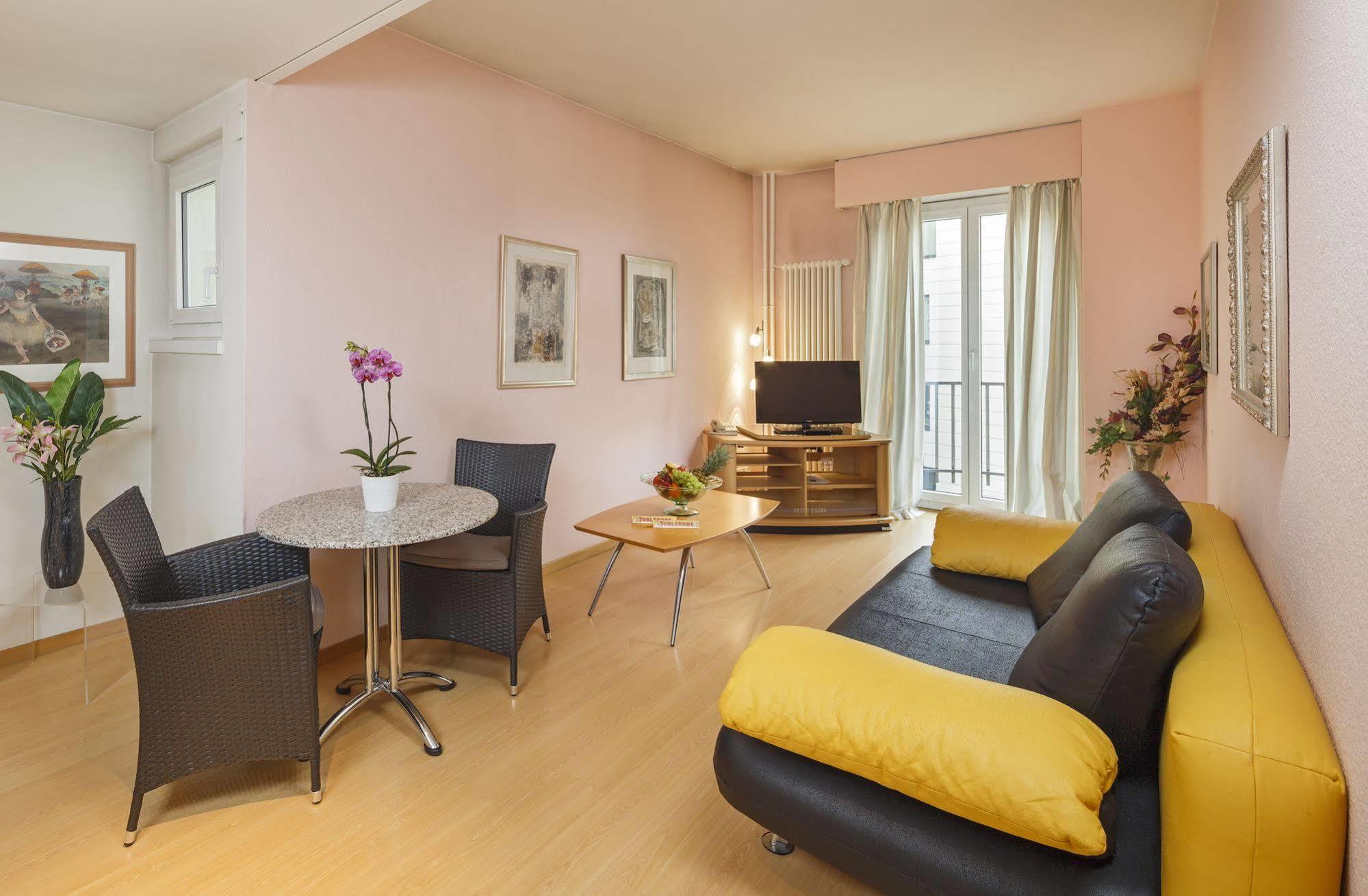 Apartments Zum Loewen Lucerne Ngoại thất bức ảnh